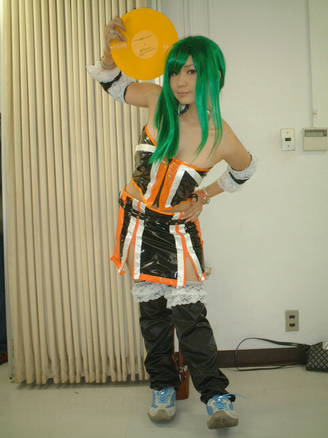 `R{[@GJ